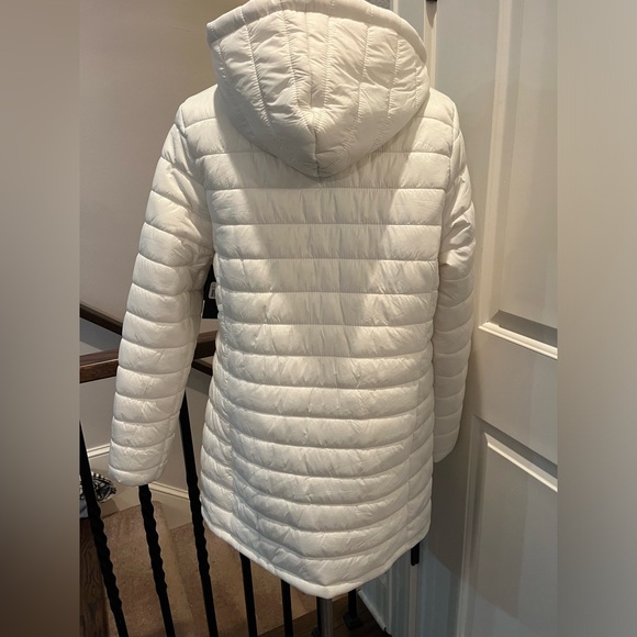 Woman’s Eddie Bauer medium NEW puffer white cream winter jacket puffer coat - Picture 8 of 11